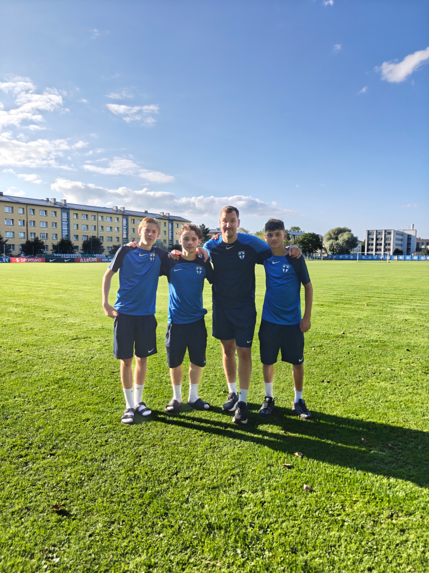 HJK:n edustus Tallinnassa 9.9.2025